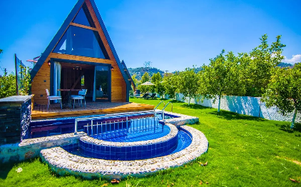 Villa Kazarman Hakkında